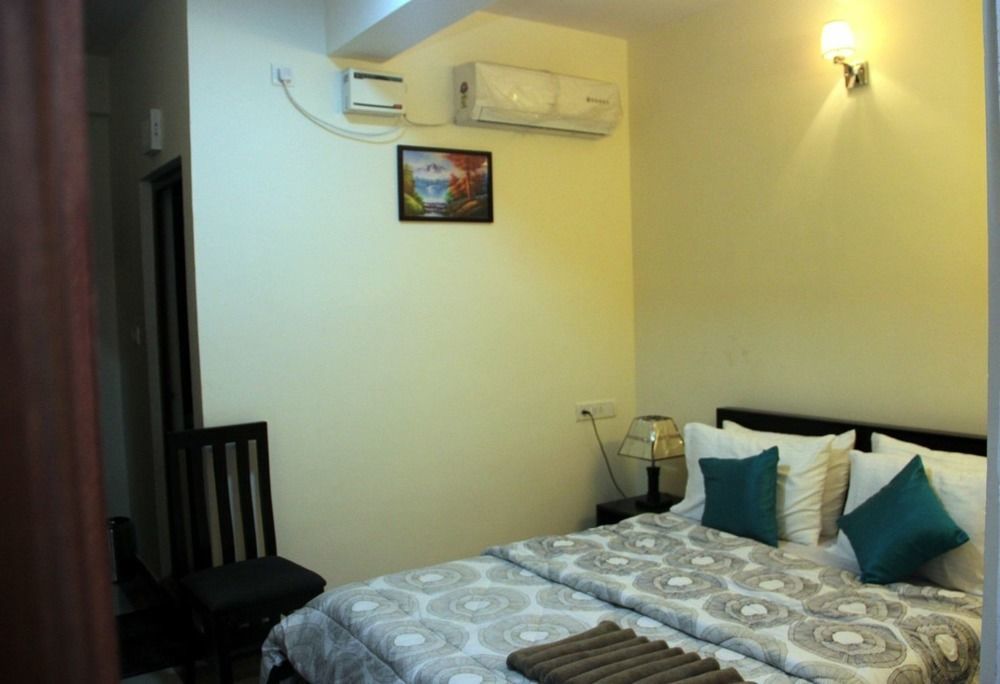 Itsy By Treebo - Palm Emirates Hotell Bangalore Exteriör bild